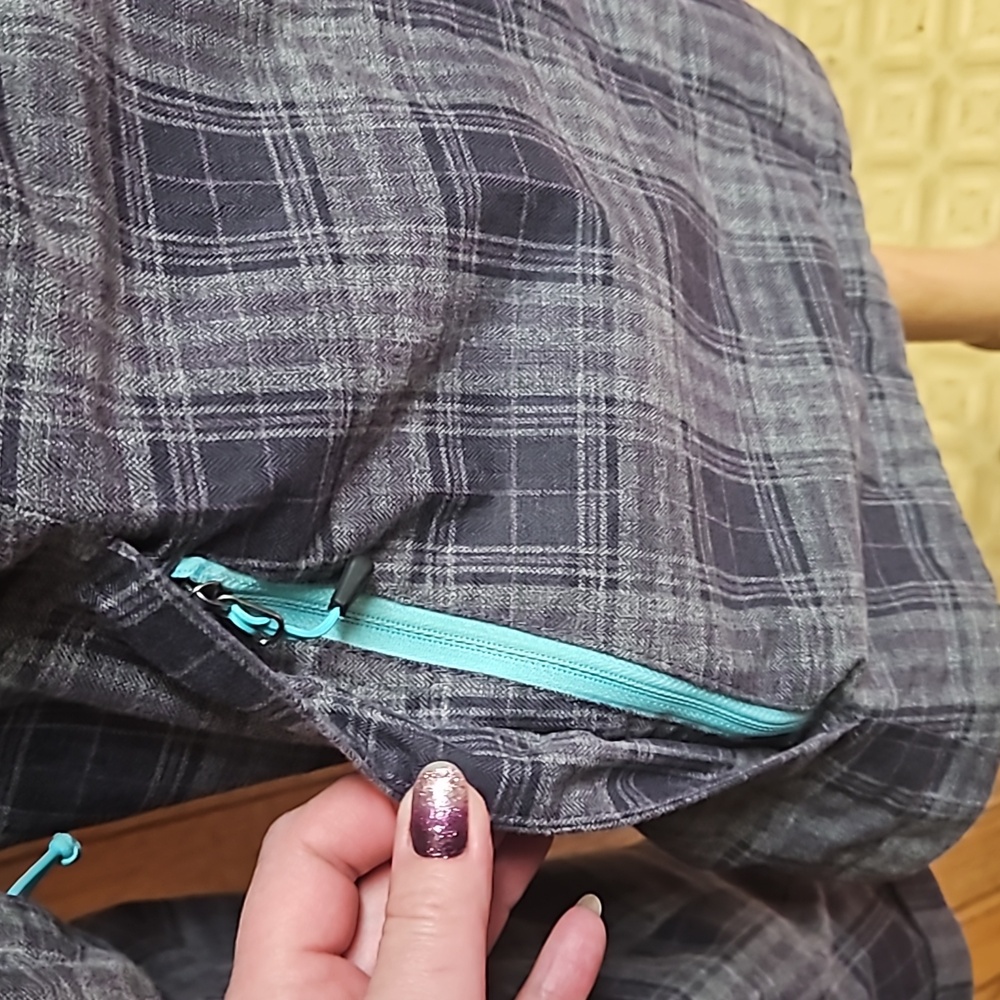 The North Face Plaid Winter Jacket M - Picture 6 of 16